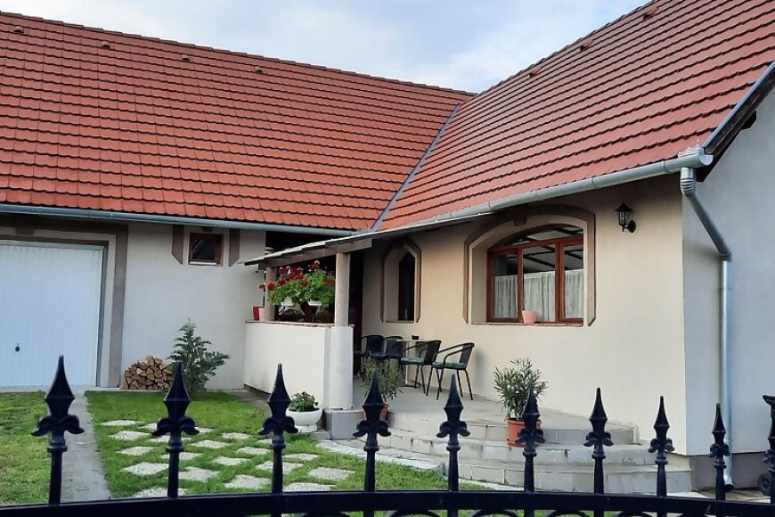 Hurrá nyaralunk Apartmanház Balatonboglár