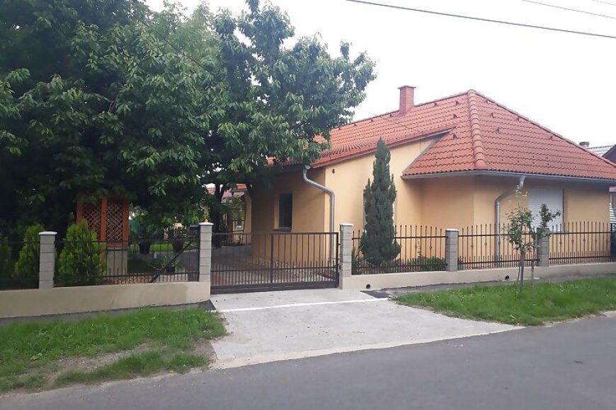 Tom Apartman Balatonboglár