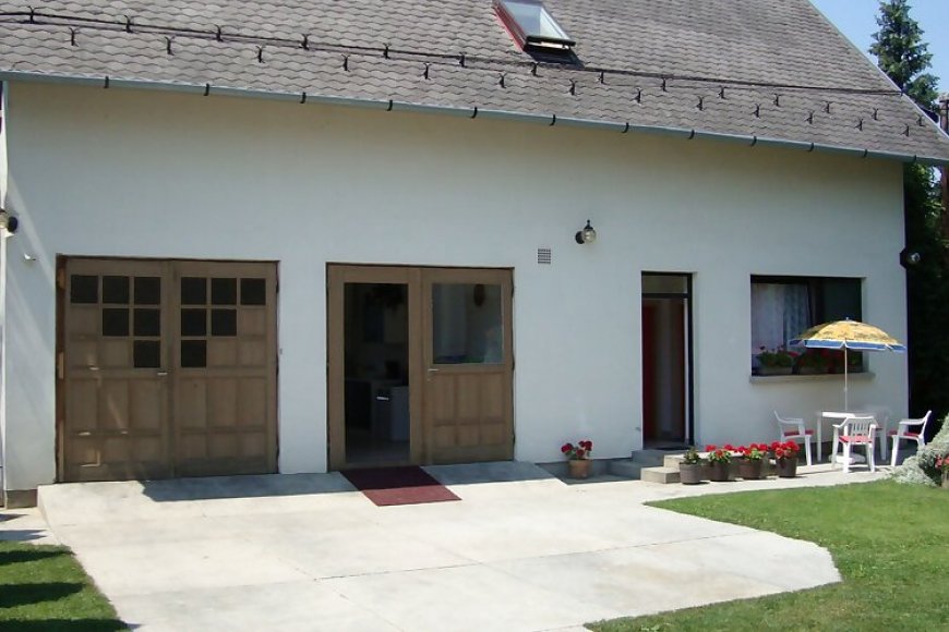 Tulipán Apartmanház Balatonboglár