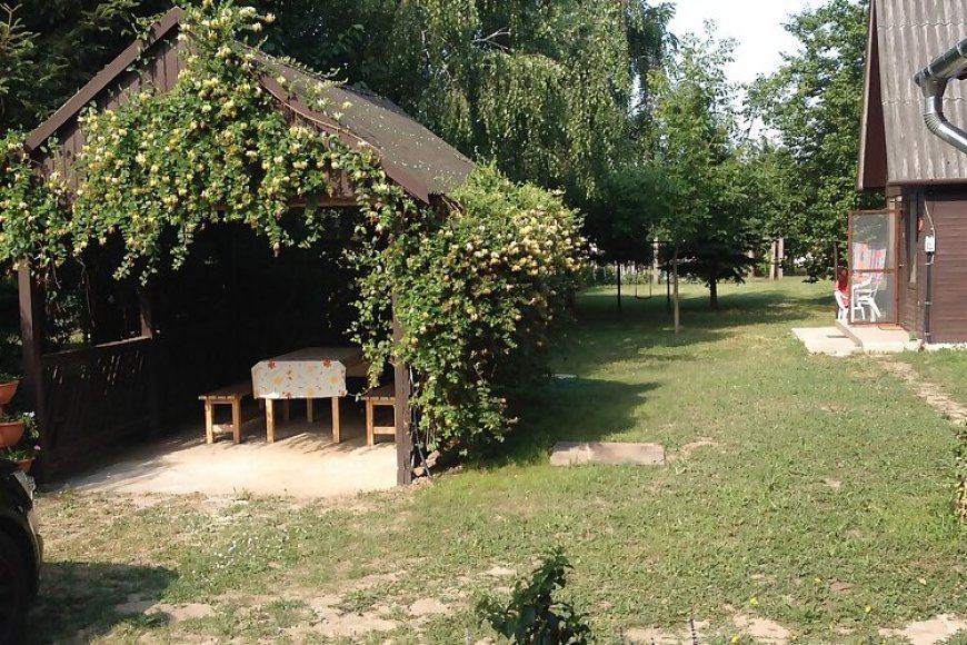 Bibi Apartmanház Balatonboglár