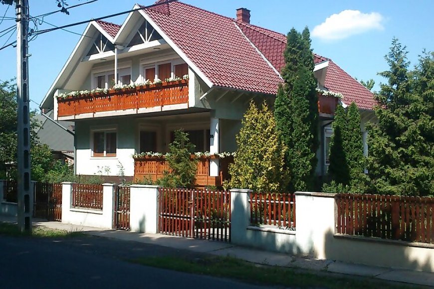 Bertalan Apartmanház Balatonföldvár