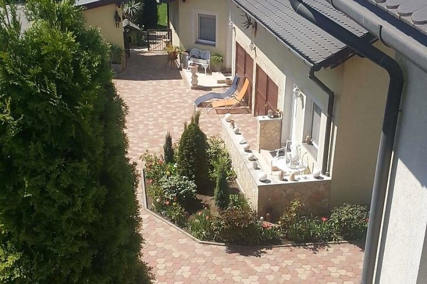 Tavirózsa Apartman Balatonfűzfő