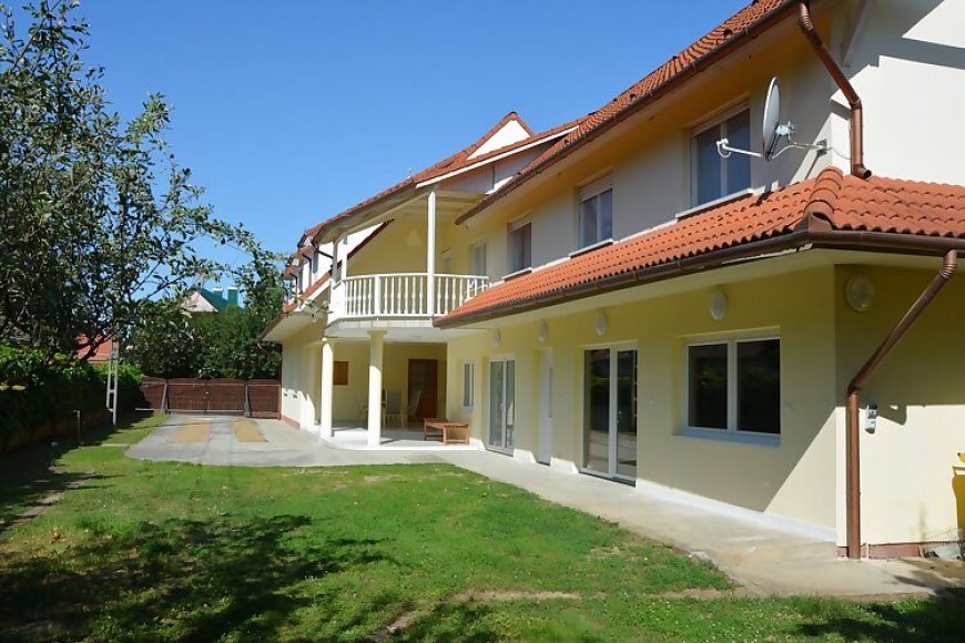 Villon Apartmanház Balatonlelle