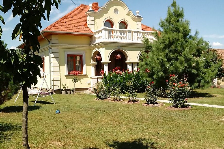 Debóra Apartman Balatonőszöd