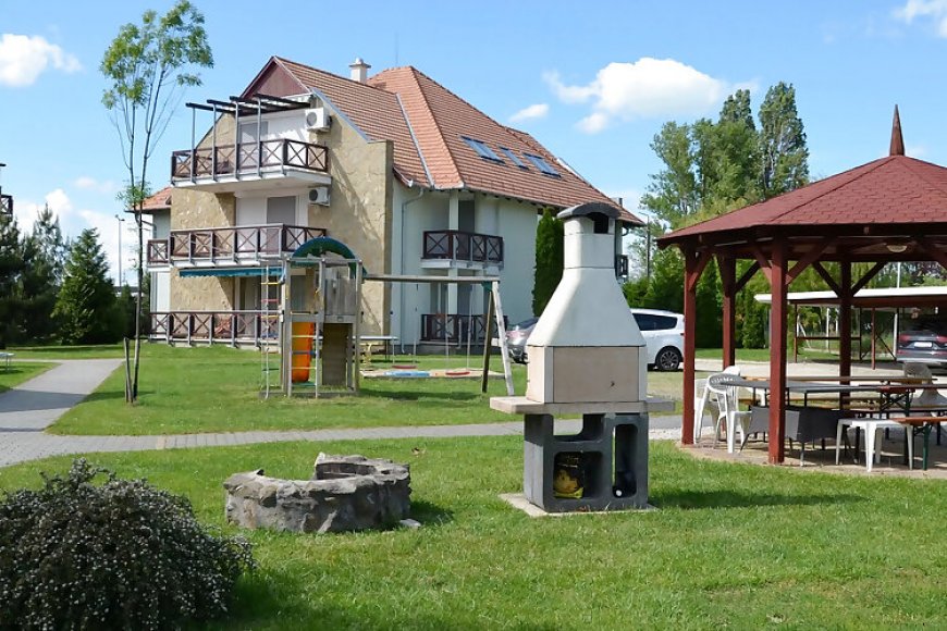 Hullám Apartman Balatonőszöd