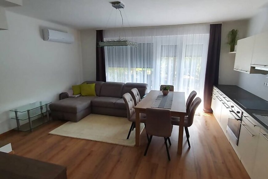 Márk Apartman Balatonszárszó