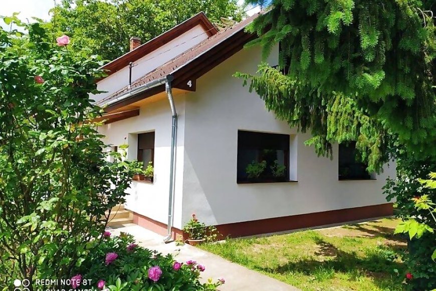 Dóra Apartman Balatonszárszó