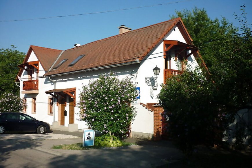 Margaréta-Bia Guest House & Camping Biatorbágy