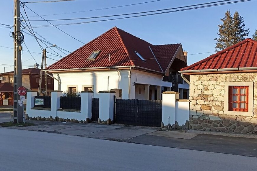 Tomorvár Apartmanház Bogács