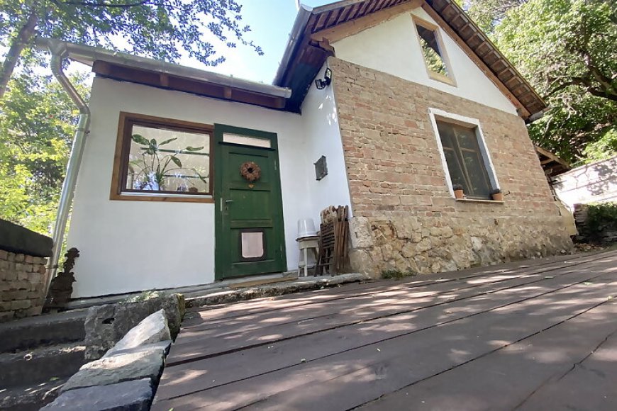 Rustic Cottage - Látóhegyi nyaraló Budán Budapest