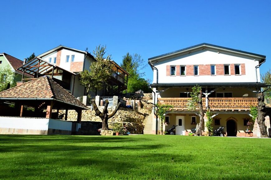 Terrace Apartments Eger