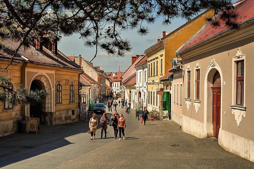 Tinódi Apartman Eger