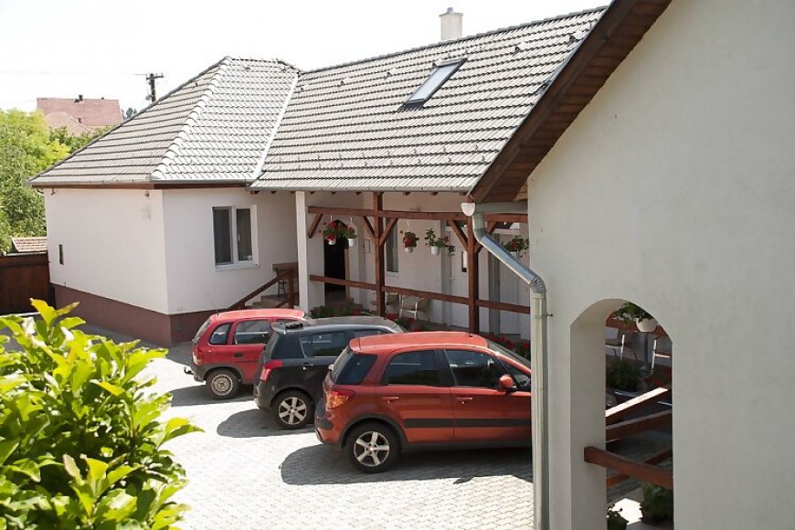 Polonia Apartman Egerszalók