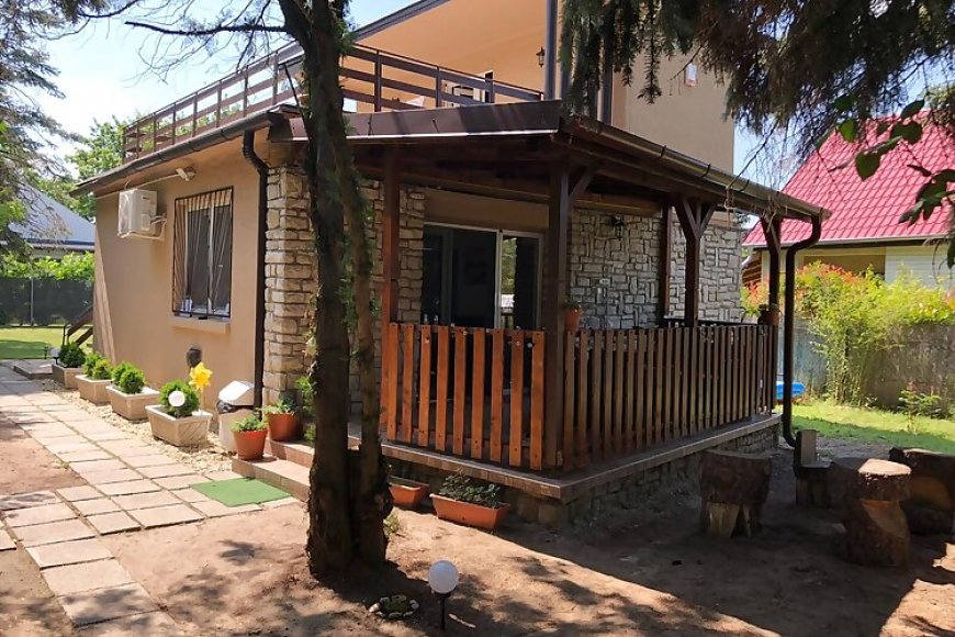 Lomb Apartman Gárdony