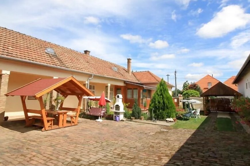 Nagyilak Apartman Gyula