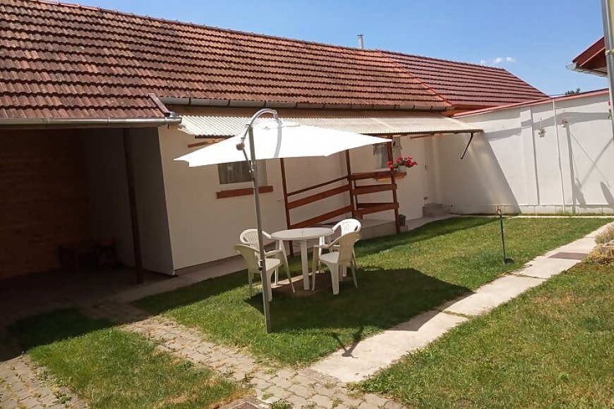 Nyuszi Apartman Gyula