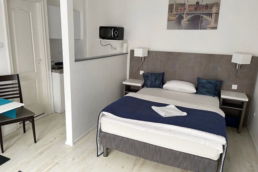 Szín-Ház Apartman Gyula