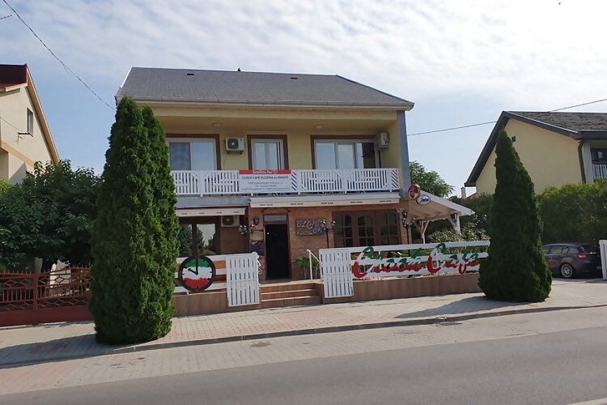 Clock Café Pizzéria és Panzió Hajdúszoboszló