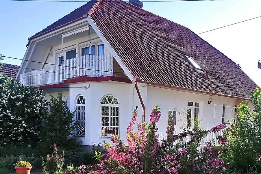 B12 Apartman Harkány