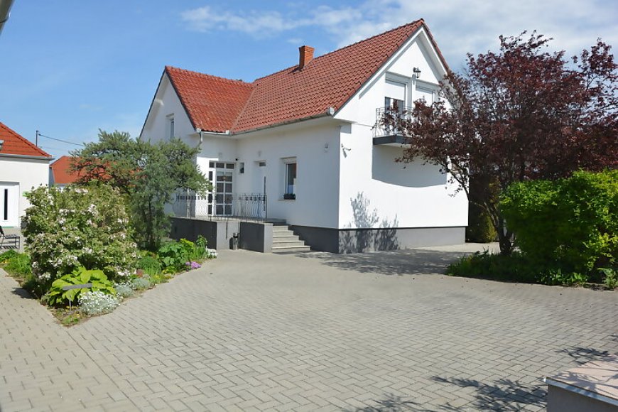 Csenár Apartman Hegykő