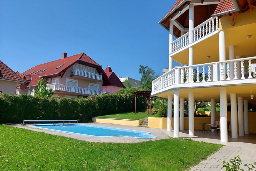 Villa Laar Apartman**** Hévíz