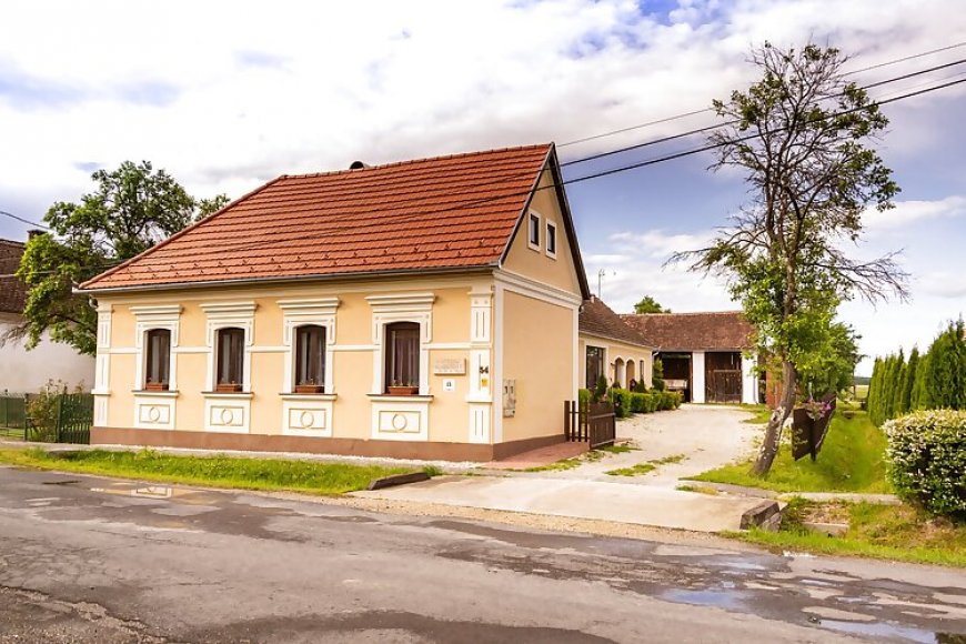 Kápolna Vendégház Kerkáskápolna