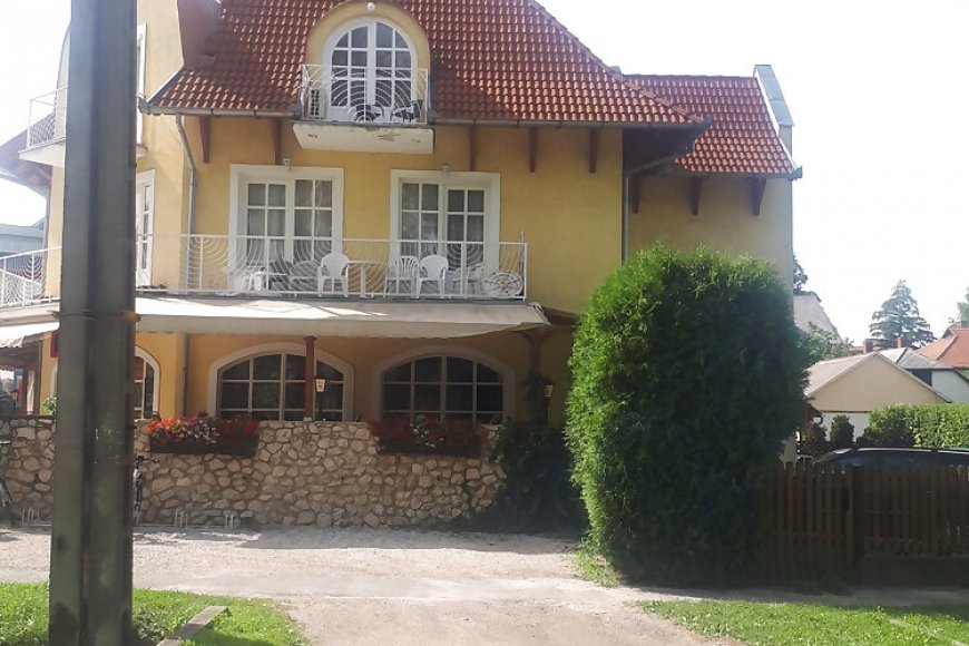 Auróra Apartman Keszthely