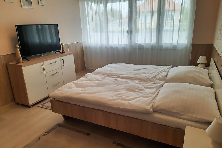 Fenyő Apartman Nagykáta