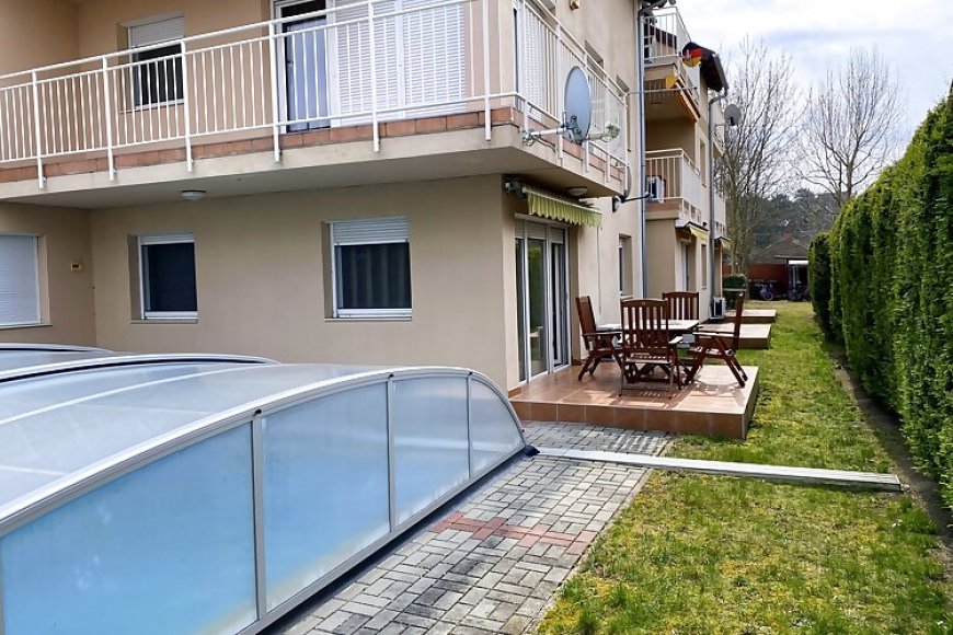 Family Pool Apartman Siófok