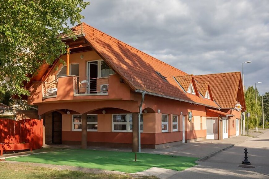 NaposPart Resort Apartman Siófok