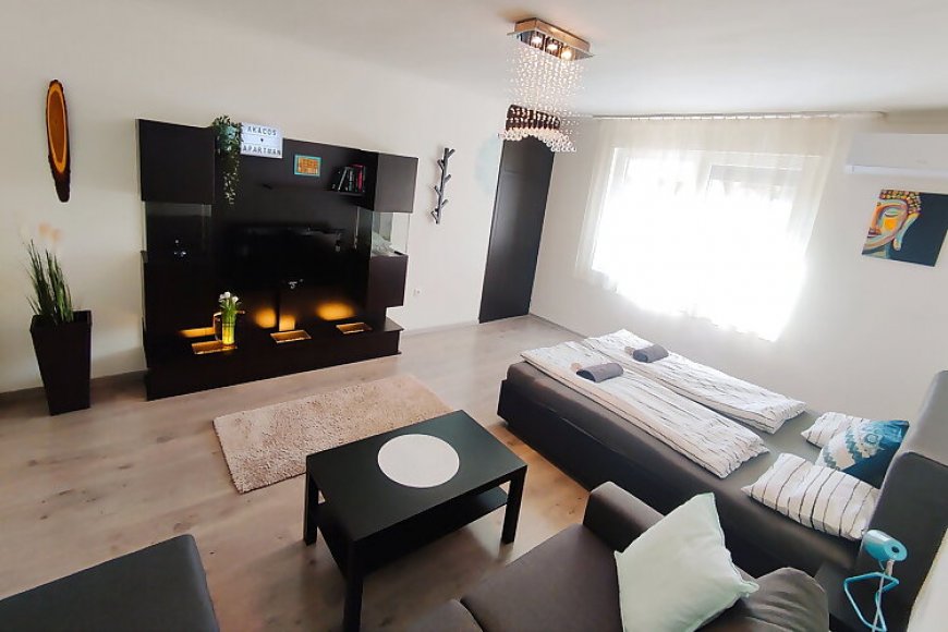 Akácos Apartman Szarvas