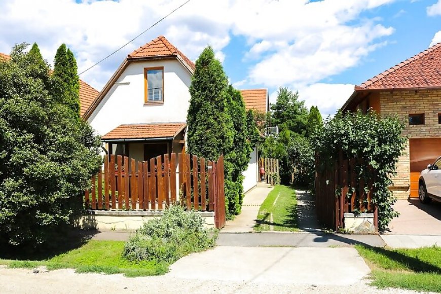 Szellő Úti Apartmanok Szolnok