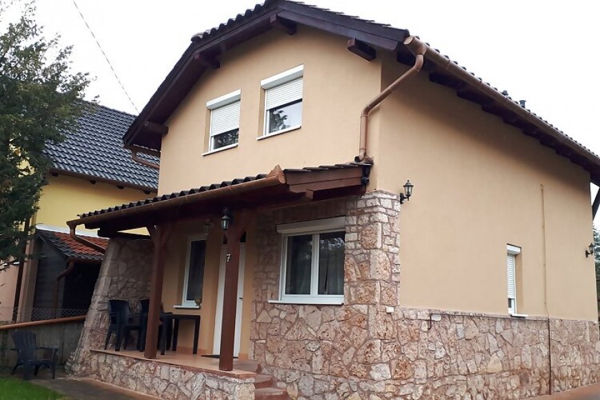 Fűzfa Apartman Tata