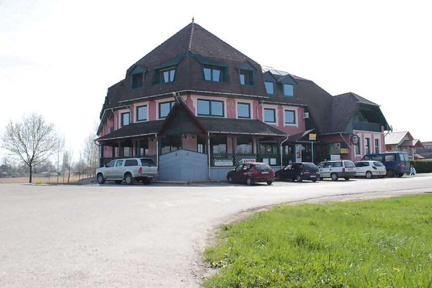 Hableány Hotel Tiszafüred-Örvény