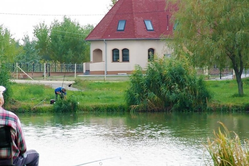 TiszaVilág Pihenőház Tiszakécske