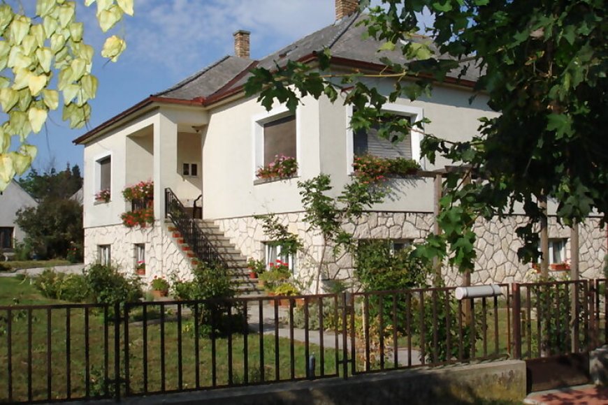 Rita Apartman Vonyarcvashegy