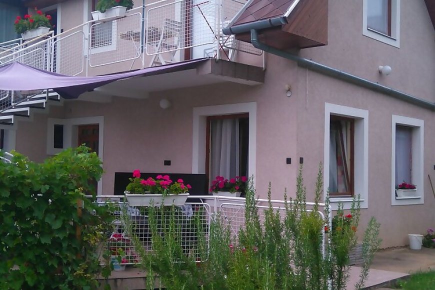 Bertalan Apartmanház Vonyarcvashegy