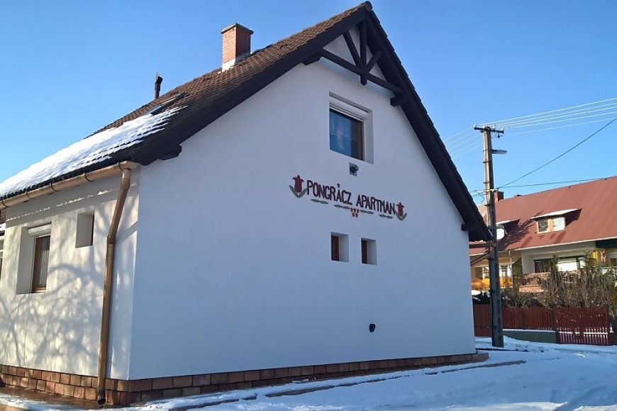 Pongrácz Apartman Zirc