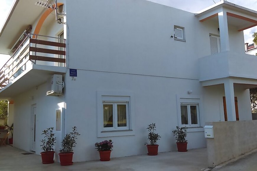 Apartmanok A Tenger Mellett Starigrad, Paklenica - 17340 Starigrad