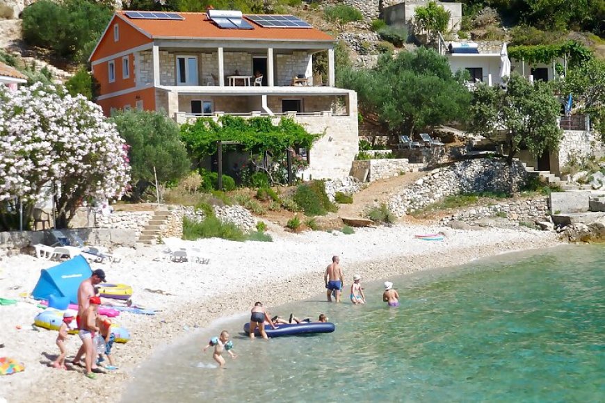 Apartments Željko Gdinj