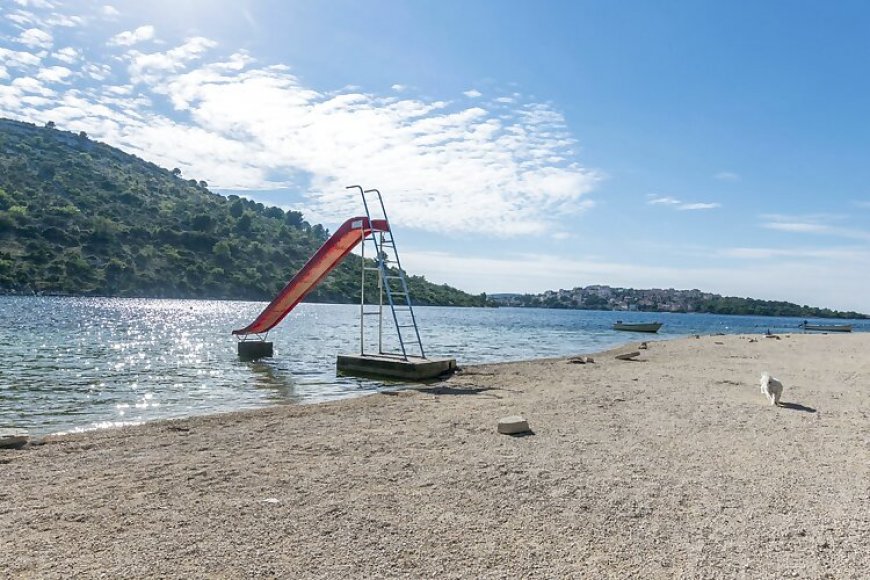 Apartments Marica Rogoznica