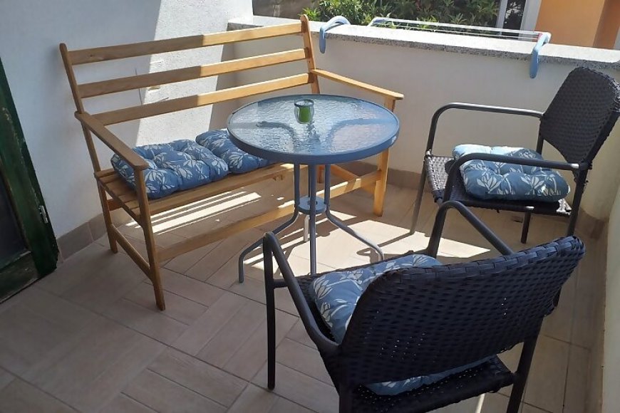 Apartmanok Parkolóhellyel Primosten - 17696 Primošten