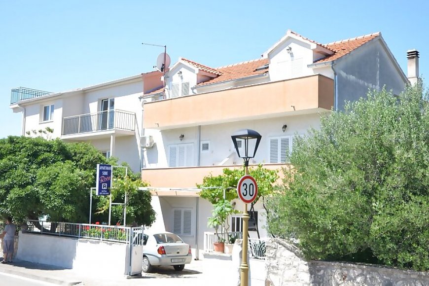 Apartments and Rooms Ive Vodice