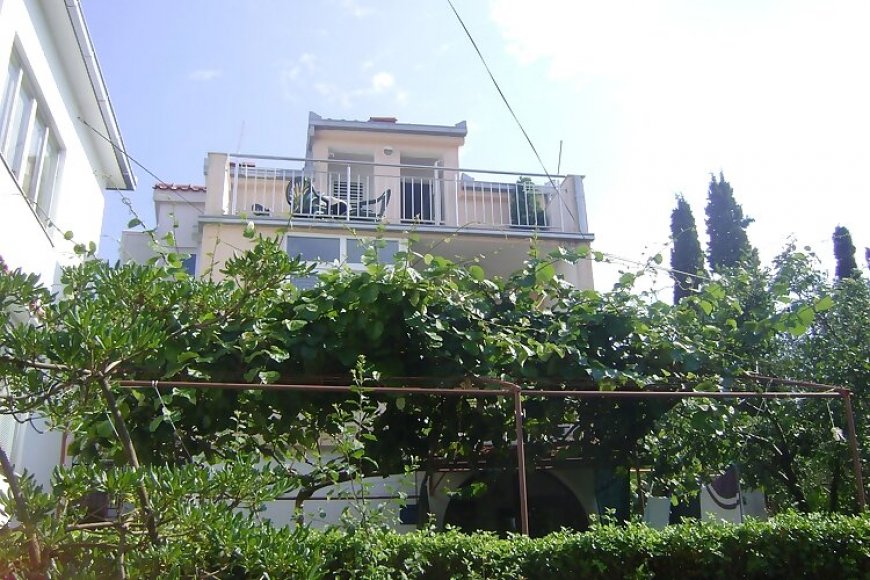 Apartmani Aurelija Arbanija