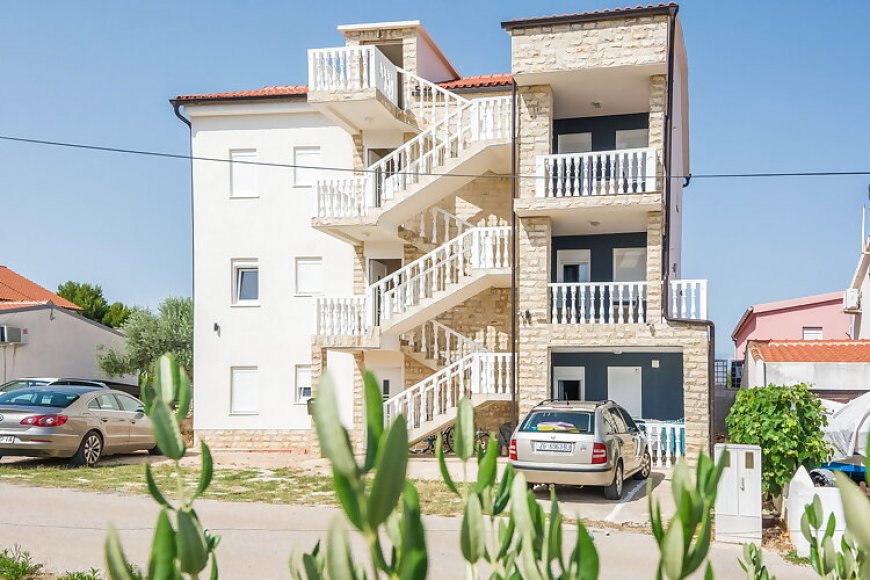 Apartments Bozic Vir