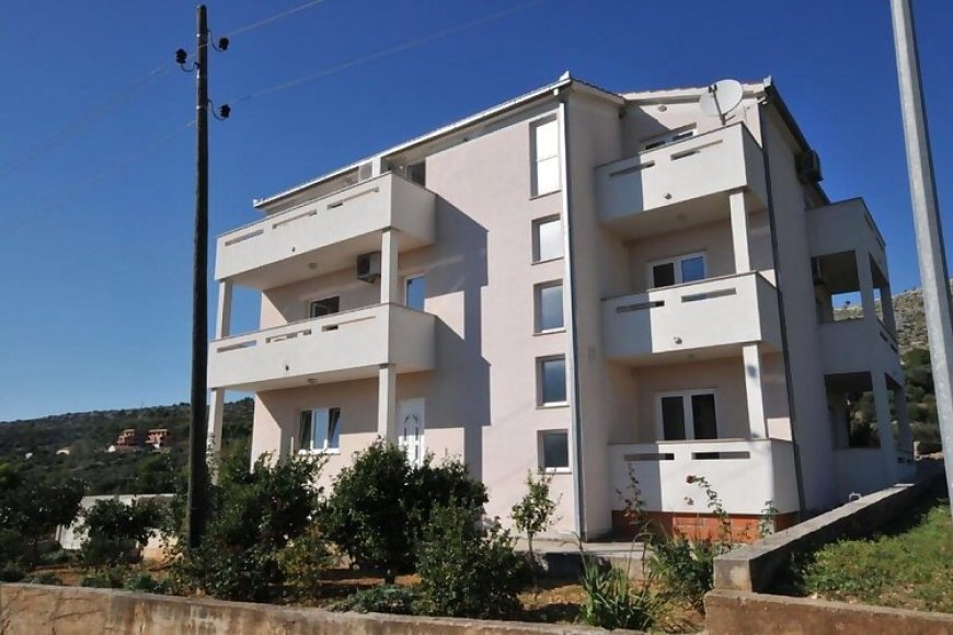 Apartman Žar Seget Vranjica