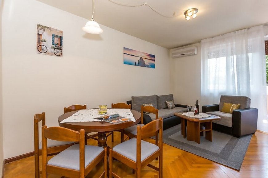 Apartmanok Internet Hozzáféréssel Split - 13957