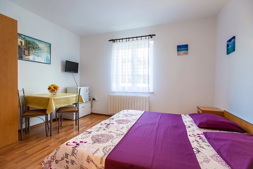 Apartmanok és Szobák Parkolóhellyel Kraljevica - 17589