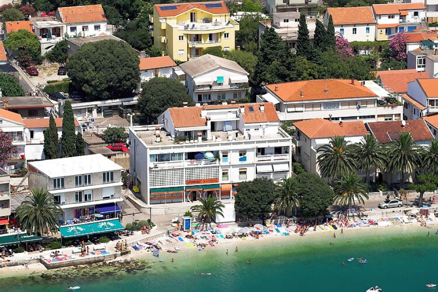 Apartments Vesna Gradac