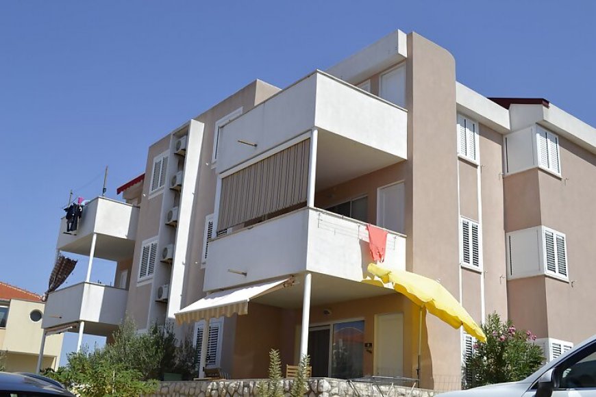 Apartmanok A Tenger Mellett Kustici, Pag - 6408 Kustići